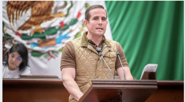 Carlos Tafolla, diputado independiente de Uruapan, pedirá a EEUU investigar el asesinato de Carlos Manzo